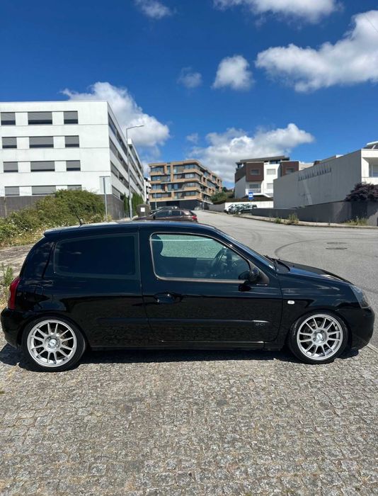 Renault Clio 1.5 — Económico e Fiável — 2004