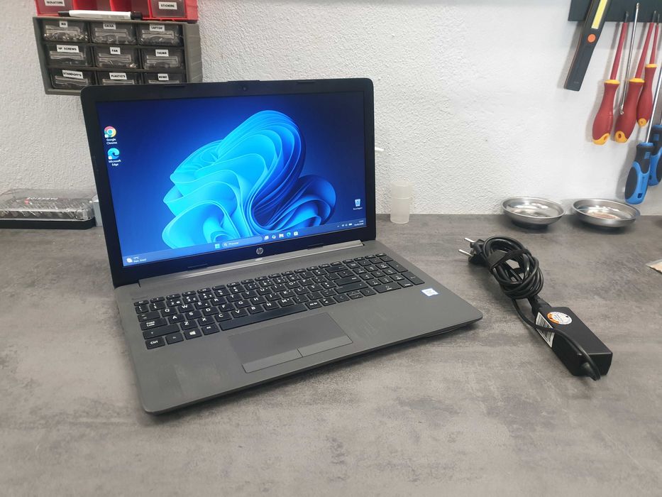Portatíl Recondicionado HP 250 G7