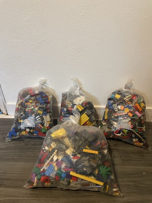5kg de Lego  + Caixas de Lego
