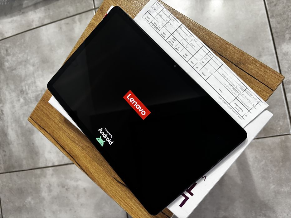 Tablet lenovo M11 LTE 8GB/128GB + rysik