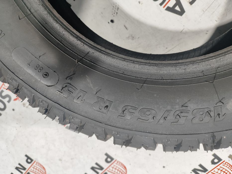 2 pneus nortenha 185-65R15 kangoo 4x4 -- Oferta dos portes