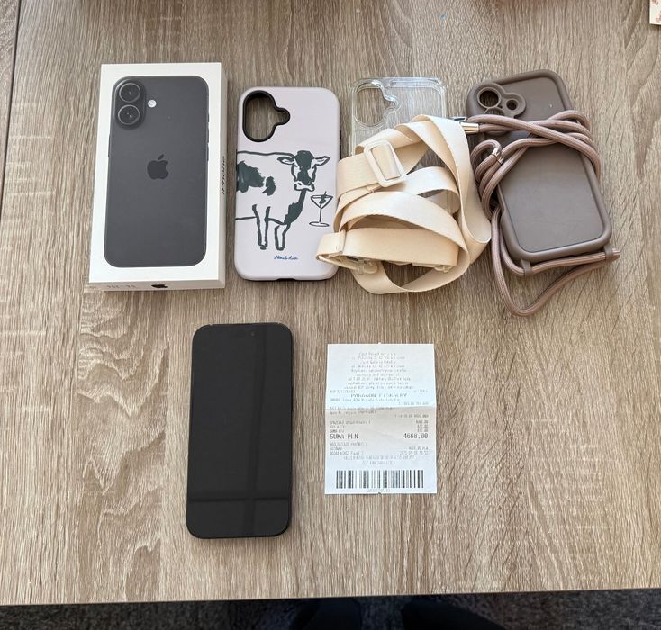 iPhone 16 256GB Space Black