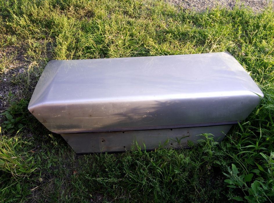 Крышка багажника mercedes W124