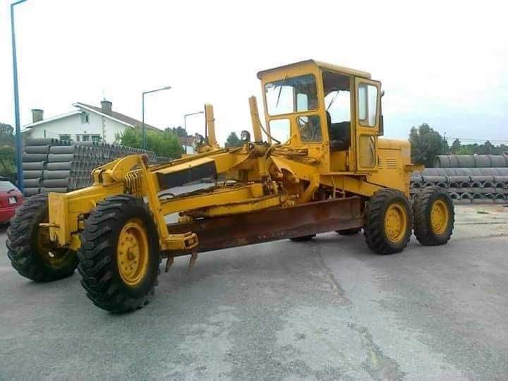 Moto Niveladora em   exelente estado de consevaçao