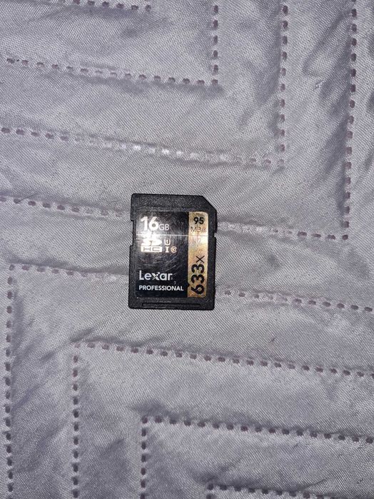 Canon EOS 1100D lente 18-55 mm