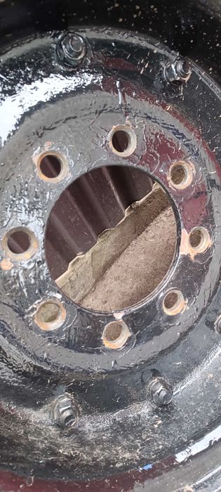 Колесо 2птс4 в зборі до причепа