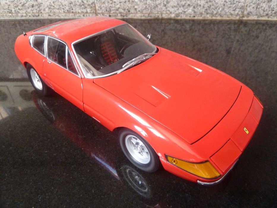 1:18 Kyosho, Ferrari 365 GTB/4 Daytona 1971, AutoArt Minichamps