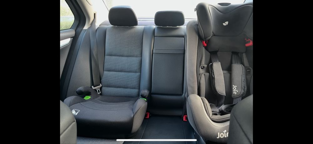 Sprzedam fotelik samochodowy Jolie