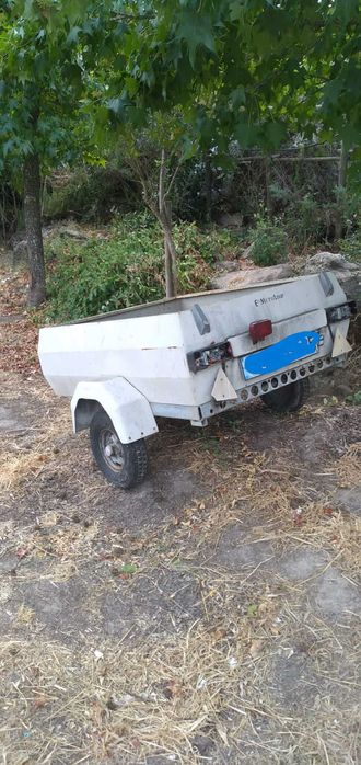 Atrelado carro a circular