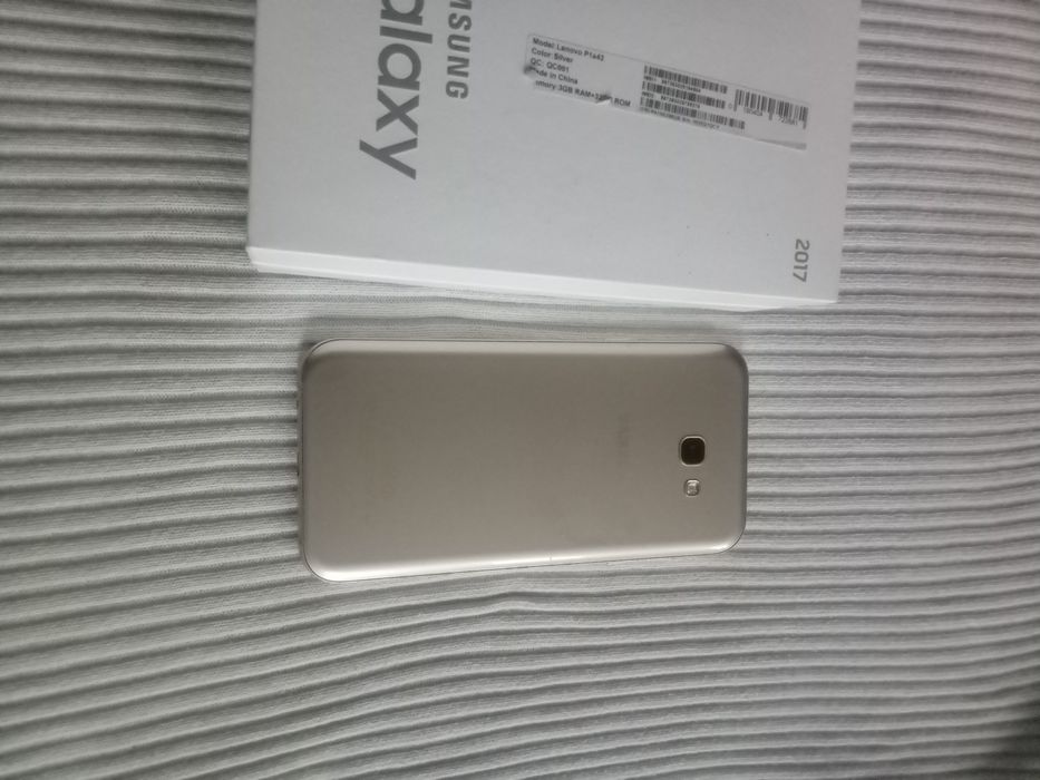 Samsung galaxy a7  2017.