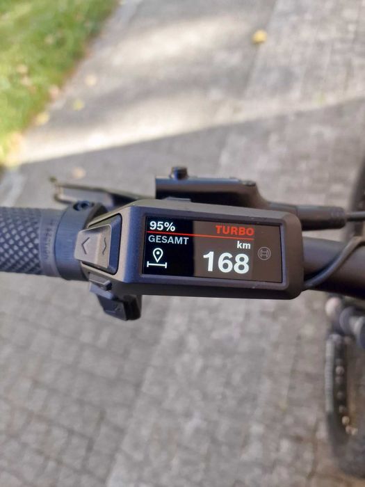 Mały rower elektryczny CUBE Reaction Bosch CX / roz S / przebieg 170km