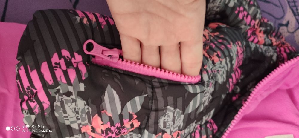 Продам теплий зимовий костюм carter's