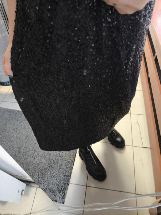 Duży rozmar piękna czarna sukienka cekiny 48,50