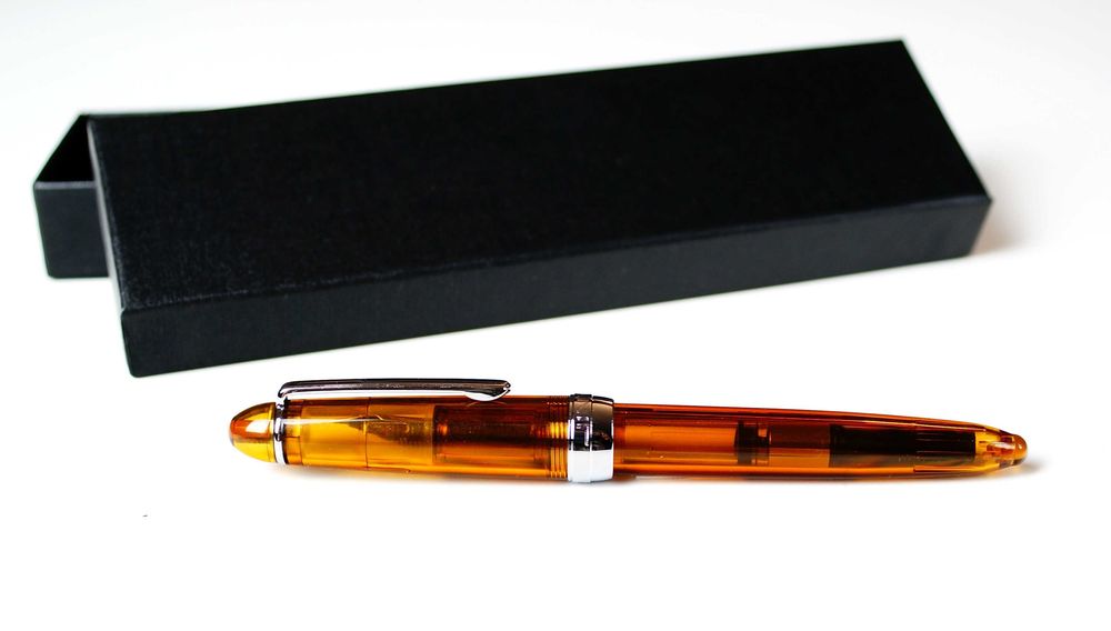 Nowe Pióro Jinhao 992 Bursztynowe Demo Stalówka F Tłoczek Pudełko