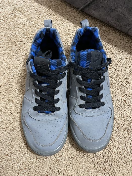 Кросівки nike сірі