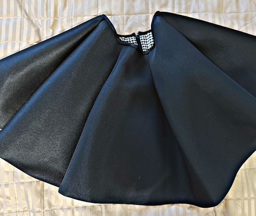 Спідниця чорна із неопрена