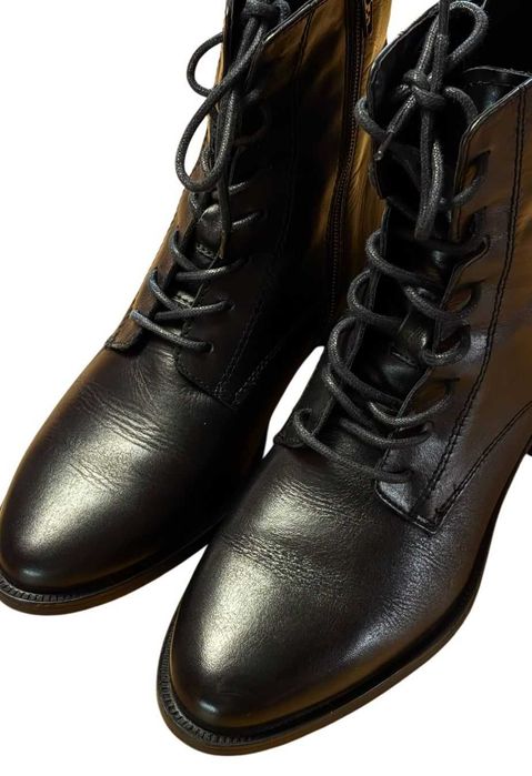 Tamaris Skórzane czarne botki damskie, r 37 wkładka 24,3cm kod 2293