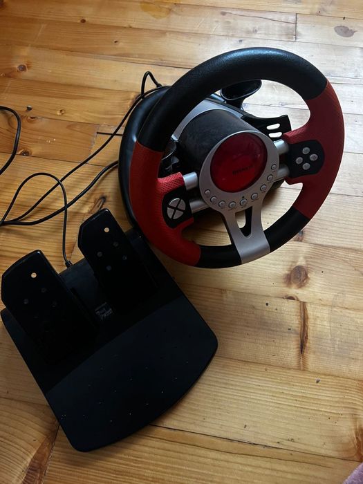 Продам ігровий руль та педалі