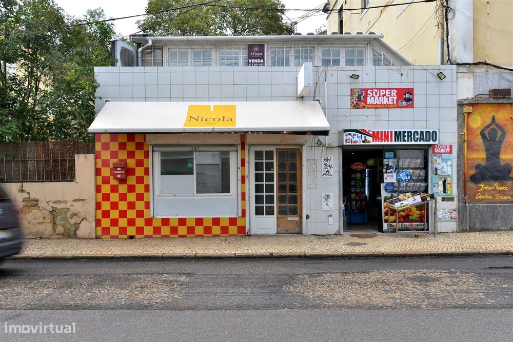 Loja no Monte Estoril, Estoril (ARRENDADO)