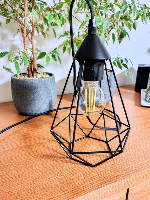 Loftowa industrialna nowoczesna druciana lampa + ozdobna żarówka LED