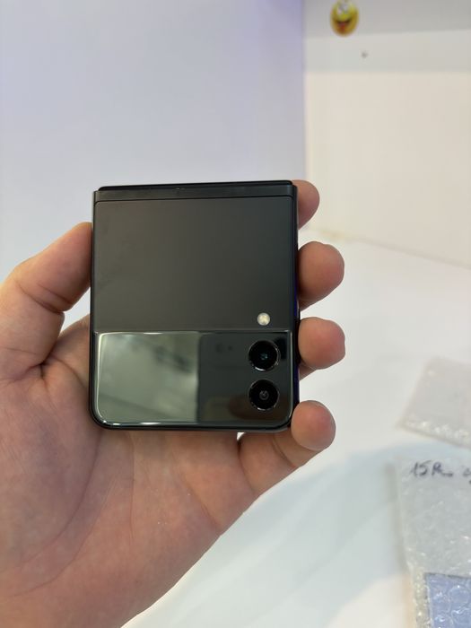 Samsung Flip 3 8/128Gb