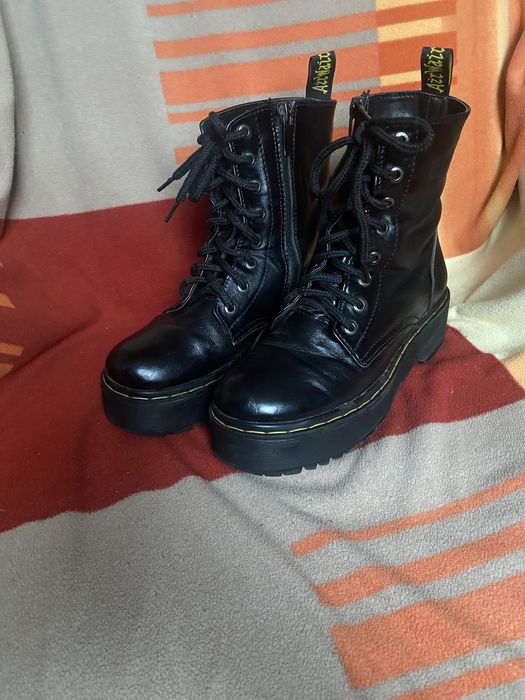 Зимові берці Dr.Martens с натуральной шкіри 36р