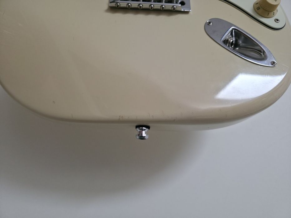 PROMO NATAL Fender Stratocaster Classic Special 60s