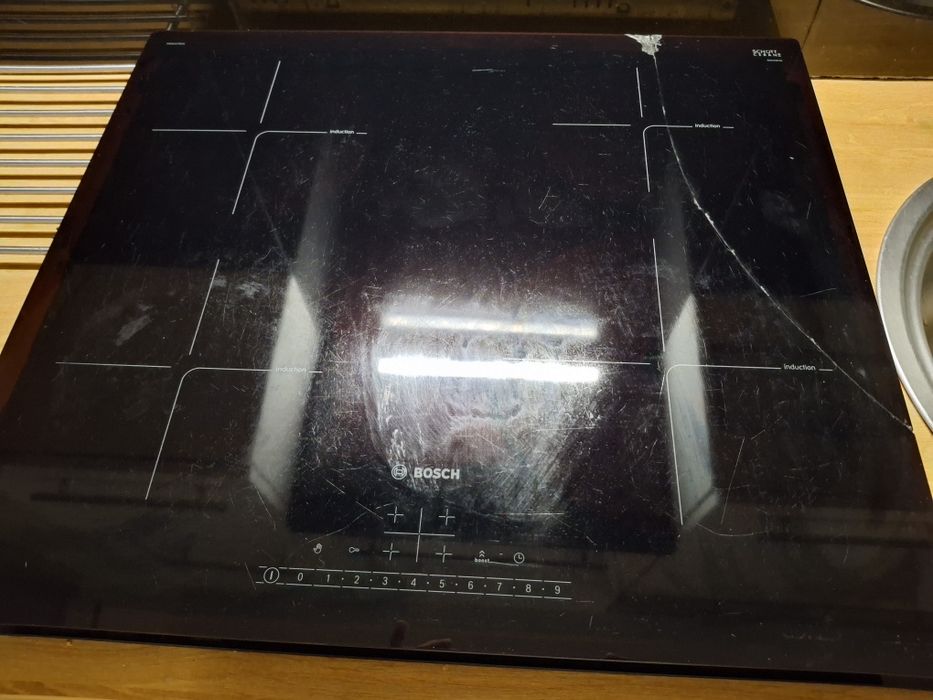 Kuchenka indukcyjna uszkodzona