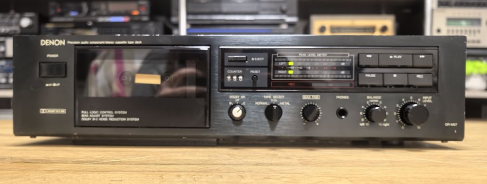 Касетний програвач Denon DR-M07