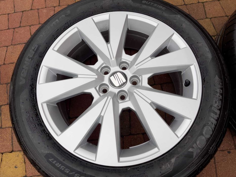 3641. Koła letnie Seat Ibiza Arona oryginalne 5x100 ET48 205/55/17