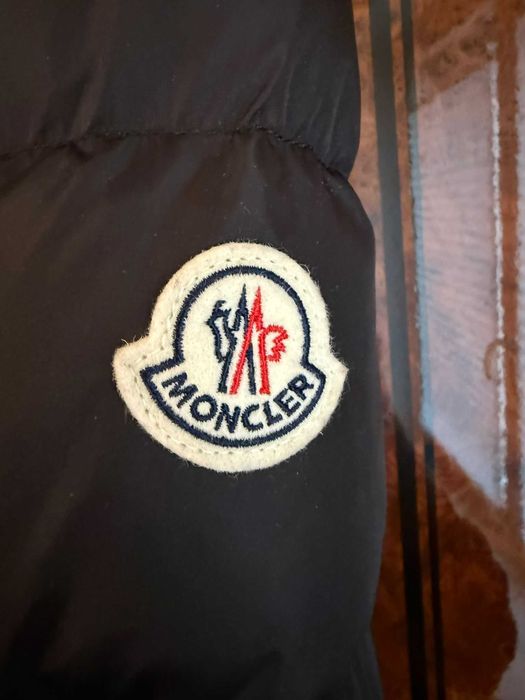 kurtka Moncler Avoce rozm. S