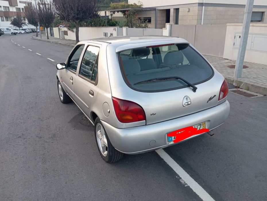 Ford fiesta 1.25 gasolina com direcao assistida
