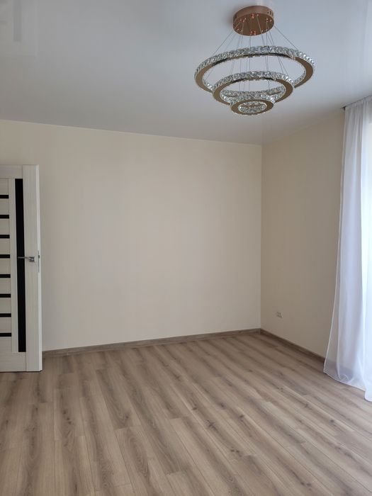 Здам 3 км.кв.вул.Коновальця.Новобудва.Здається вперше.Деталі телефоном