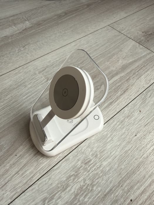 Magnetyczna ładowarka bezprzewodowa 3w1 T618-F