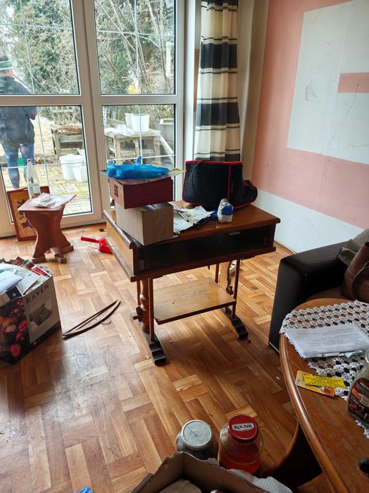 Stolik RTV drewniany za darmo