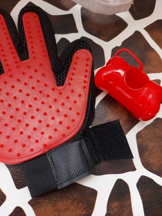 Conjunto Luva/Escova da Pet Glove e Dispensador para sacos higiénicos