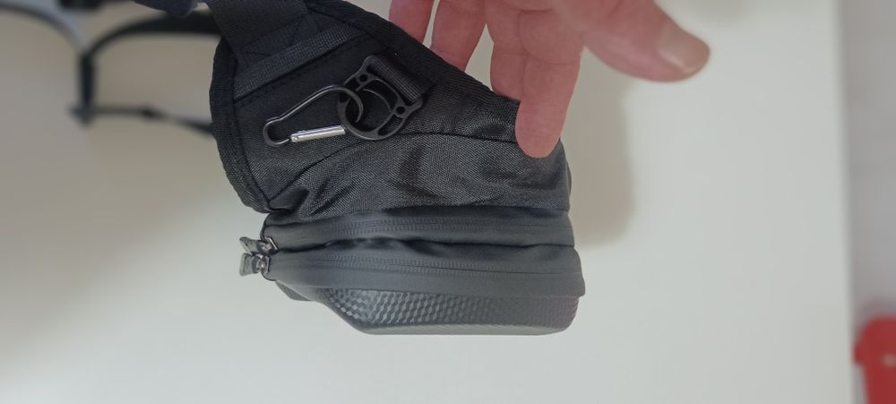 Bolsa de cintura e perna rígida