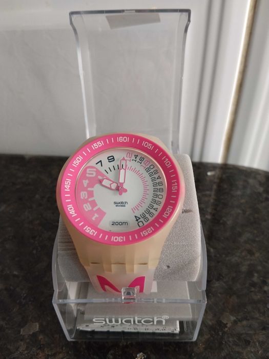 Relógio Swatch Cor de Rosa