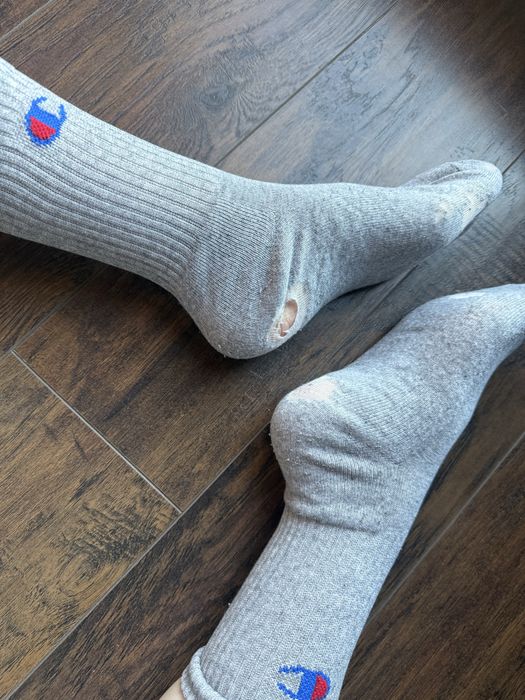 Szare skarpetki skarpety 38 champion unisex używane stan zadowalający