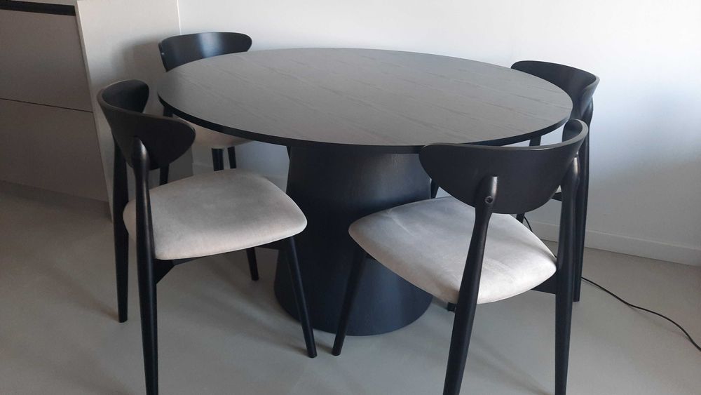 Okrągły stół o średnicy 120cm