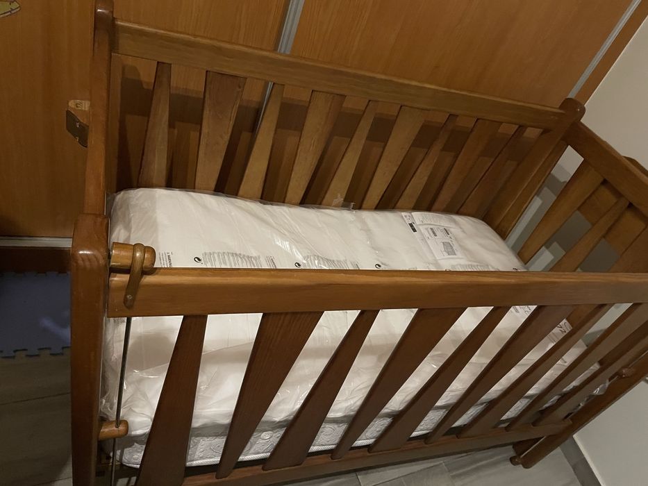 Berco madeira com colchoes