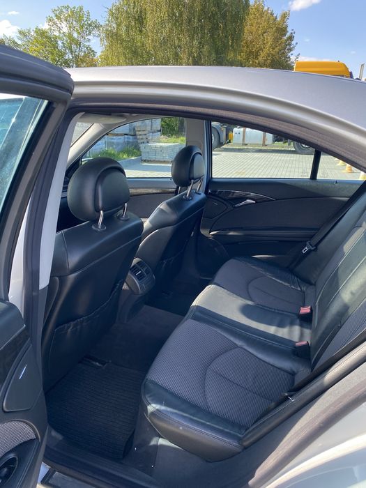 Продам Mercedes . 211 2.7