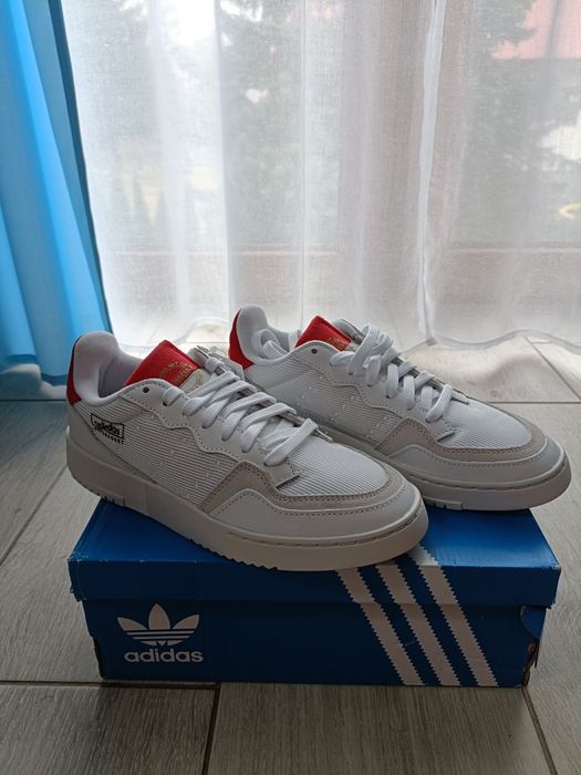 Buty Adidas Supercourt nowe białe czerwone sznurowane r.38