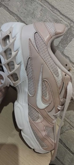 Найк кросівки 38 р