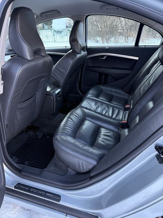 Volvo s80 2.4 D5  2010r