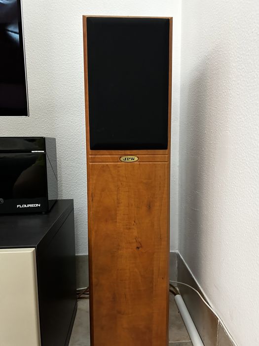 Colunas JPW frontais e traseiras - Vila Real, Bragança, Guarda, Porto