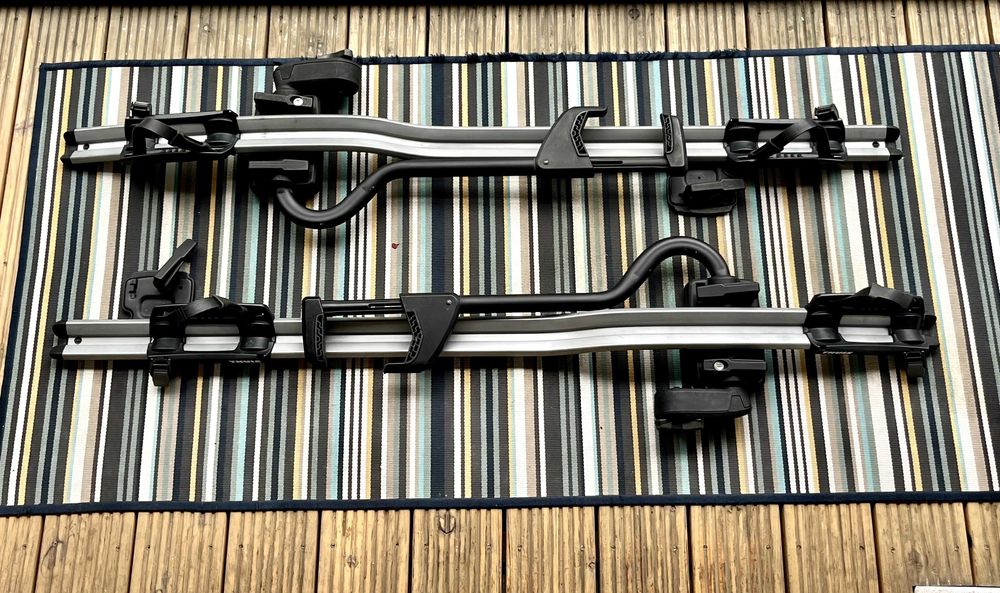 Uchwyt rowerowy Thule 598 na belki bazowe - 1 sztuka