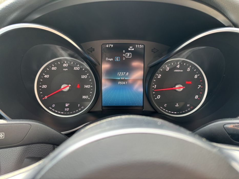 Mercedes-Benz C-Class 2018 VIN 55SWF8DB2KU287542 фото оголошення 18 з 23