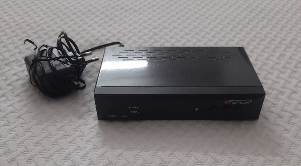 TDT Optical Receiver Nytro Box Plus + Remote Control
New64343234815745122