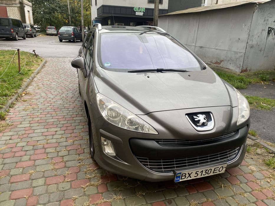 автомобіль Пежо 308 1.6 дизель
